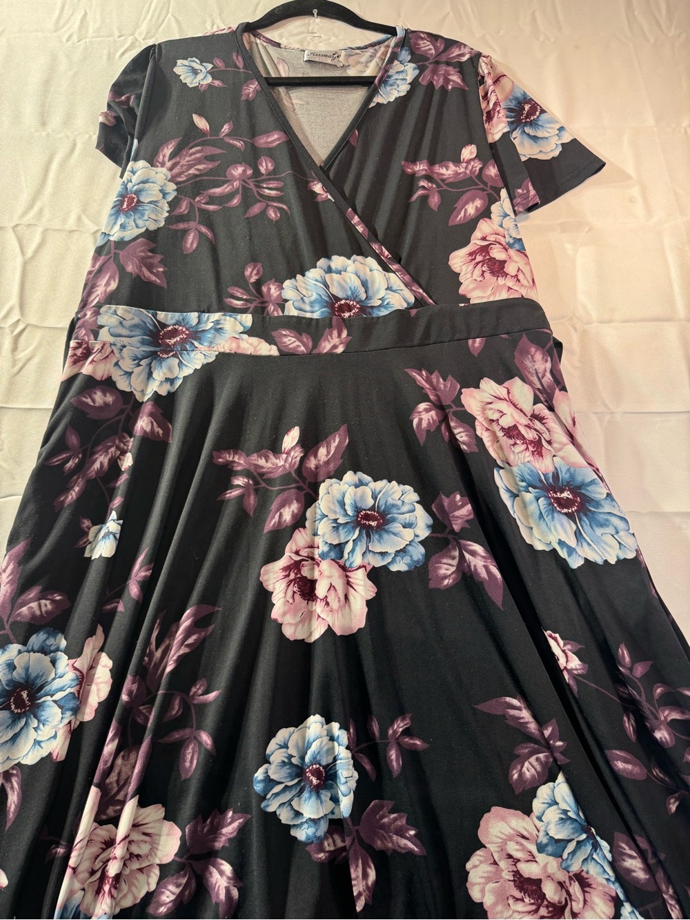20W Black Floral Wrap-Style Midi Dress with Blue & Pink Blooms